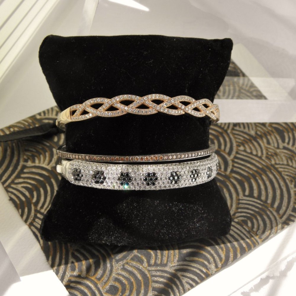 New special safety buckle solid 925 sterling silver & CZ bangle - Picture 5 of 5